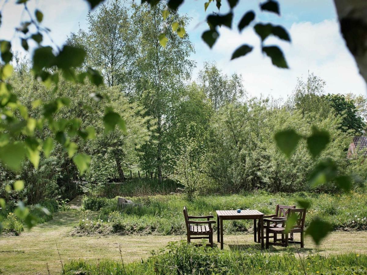 4 Person Holiday Home In Nex Langedeby 外观 照片