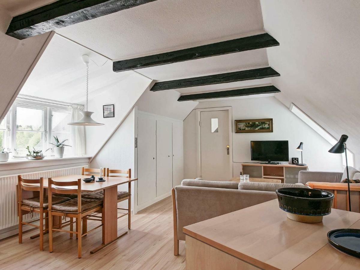 4 Person Holiday Home In Nex Langedeby 外观 照片