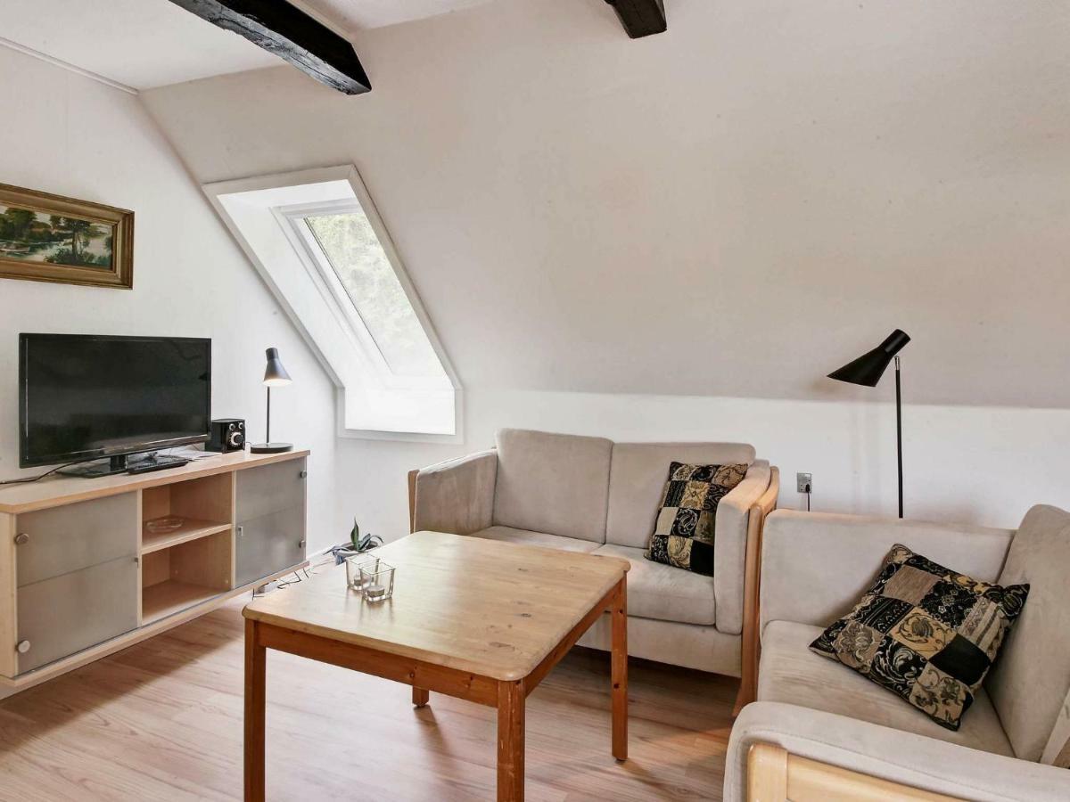 4 Person Holiday Home In Nex Langedeby 外观 照片